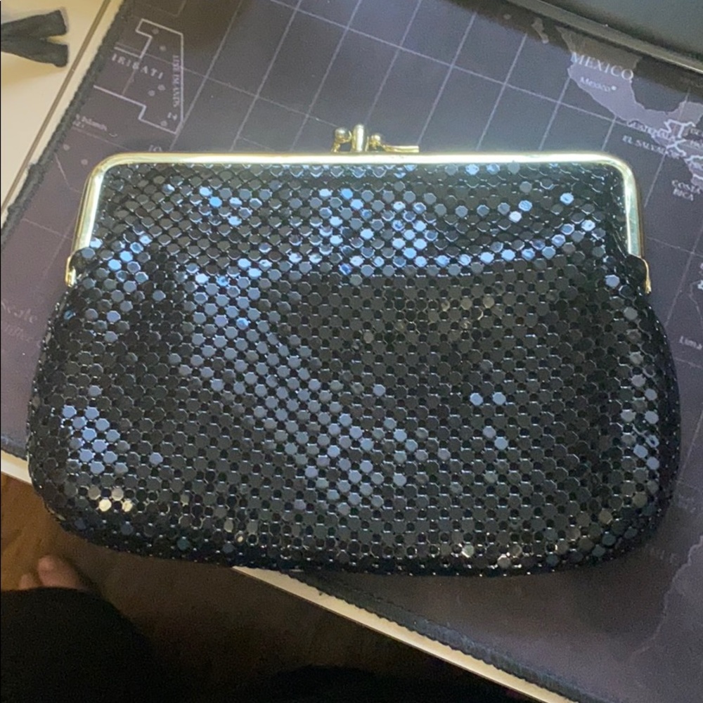Vintage black mesh clutch